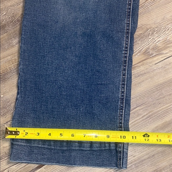 NWT MAURICES Slant Pocket Stretch Wide Leg Jeans 30” Inseam 14 - Picture 5 of 12